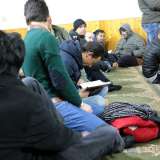 Ad un certo punto ecco che parte il suggestivo canto del muezzin, colui che intonando l�adhan (l�invito alla preghiera) richiama i fedeli
